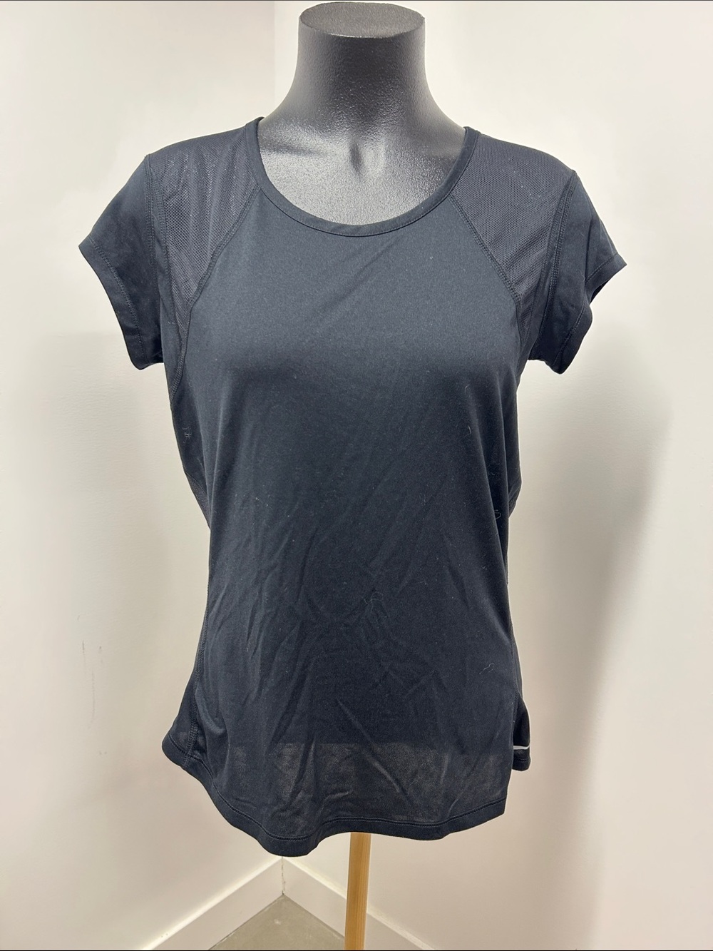 Nike Women’s Black Short Sleeve Dri-FIT Training Tee